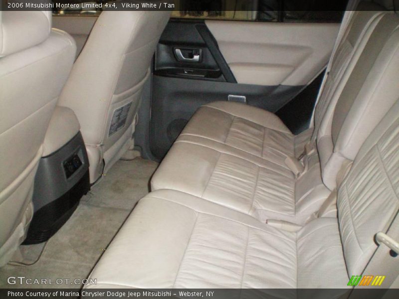 Viking White / Tan 2006 Mitsubishi Montero Limited 4x4