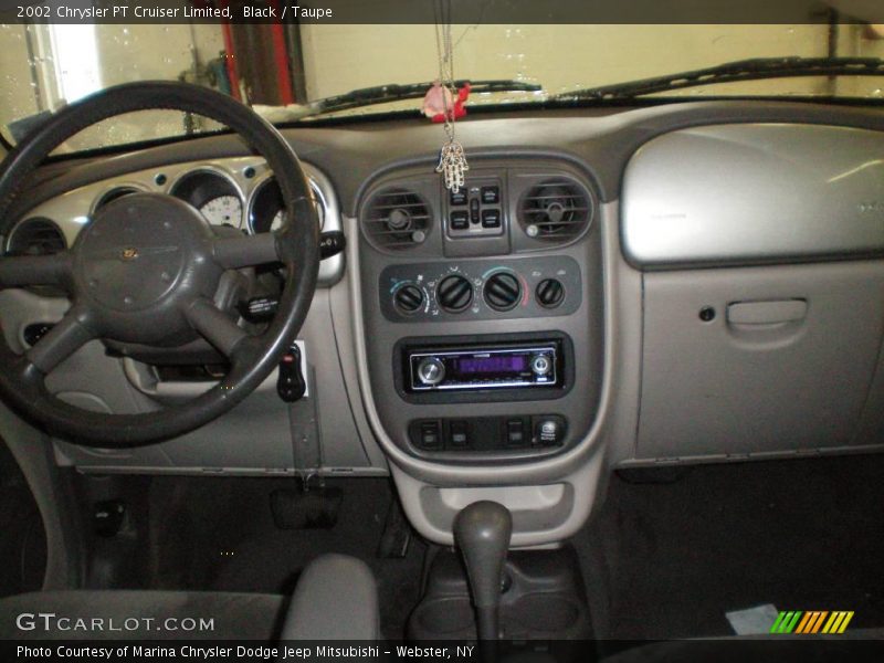 Black / Taupe 2002 Chrysler PT Cruiser Limited