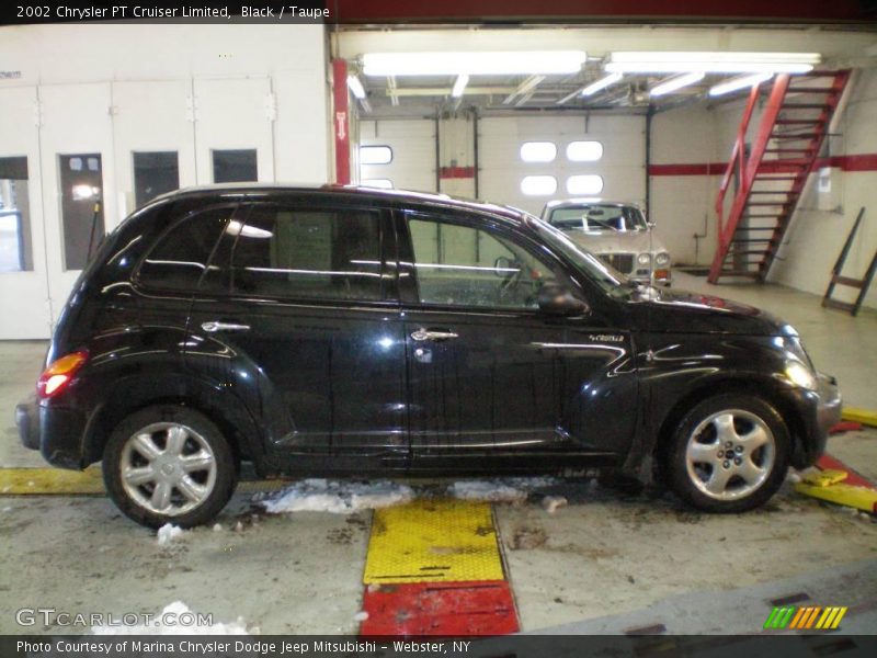 Black / Taupe 2002 Chrysler PT Cruiser Limited
