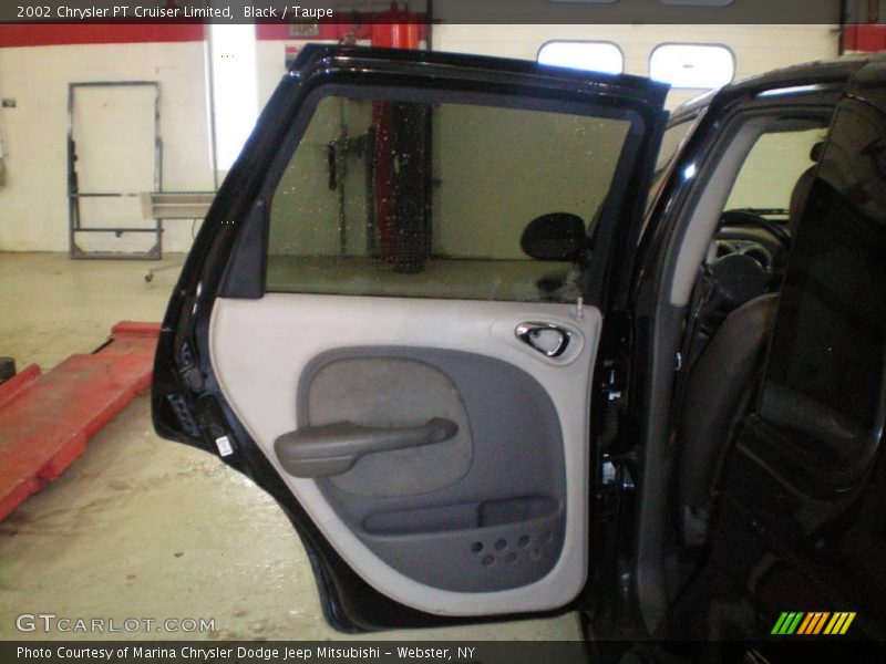 Black / Taupe 2002 Chrysler PT Cruiser Limited