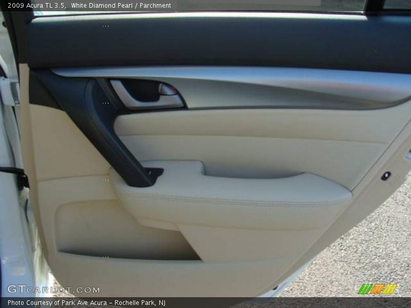 White Diamond Pearl / Parchment 2009 Acura TL 3.5