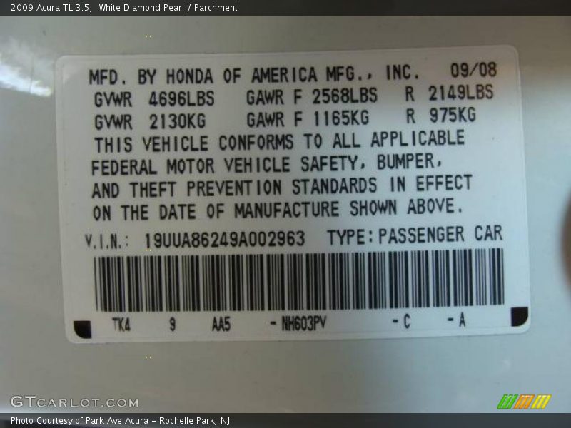 White Diamond Pearl / Parchment 2009 Acura TL 3.5