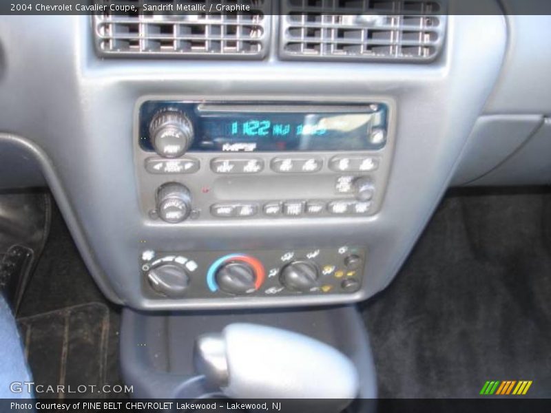 Sandrift Metallic / Graphite 2004 Chevrolet Cavalier Coupe