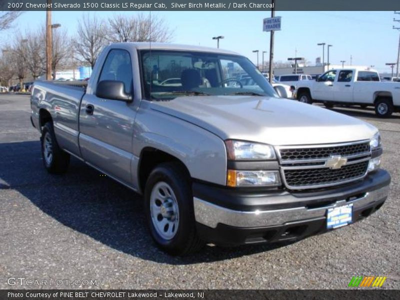 Silver Birch Metallic / Dark Charcoal 2007 Chevrolet Silverado 1500 Classic LS Regular Cab