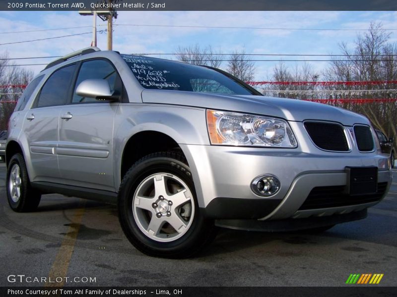 Quicksilver Metallic / Sand 2009 Pontiac Torrent AWD