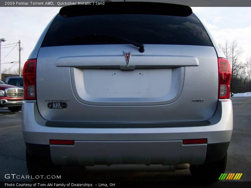 Quicksilver Metallic / Sand 2009 Pontiac Torrent AWD