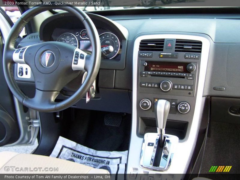Quicksilver Metallic / Sand 2009 Pontiac Torrent AWD