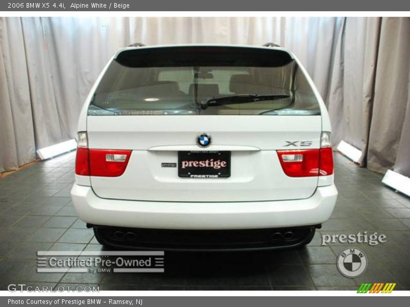 Alpine White / Beige 2006 BMW X5 4.4i