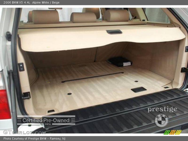 Alpine White / Beige 2006 BMW X5 4.4i