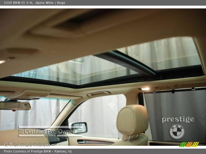 Alpine White / Beige 2006 BMW X5 4.4i