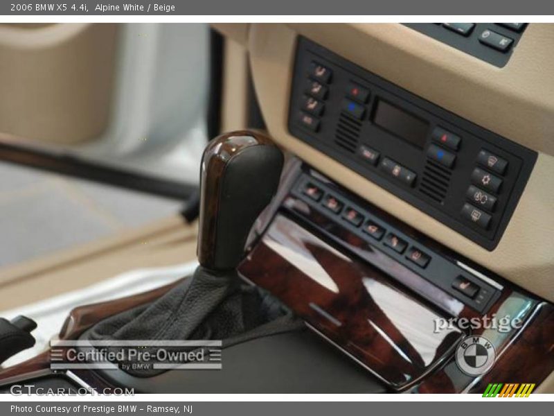 Alpine White / Beige 2006 BMW X5 4.4i