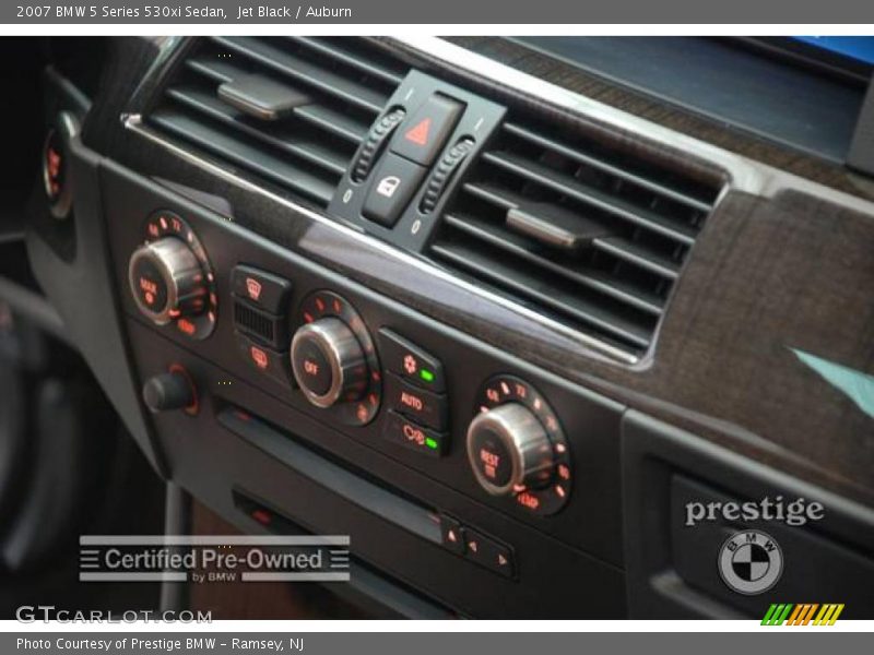 Jet Black / Auburn 2007 BMW 5 Series 530xi Sedan