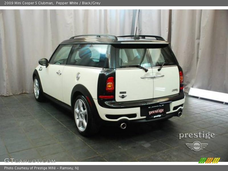 Pepper White / Black/Grey 2009 Mini Cooper S Clubman