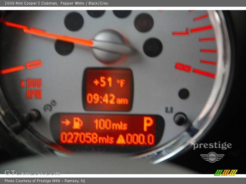 Pepper White / Black/Grey 2009 Mini Cooper S Clubman