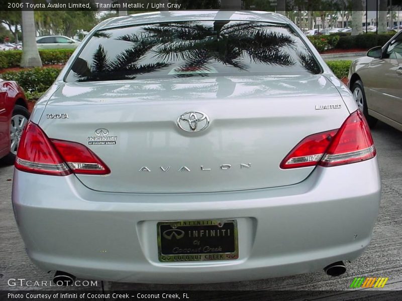 Titanium Metallic / Light Gray 2006 Toyota Avalon Limited