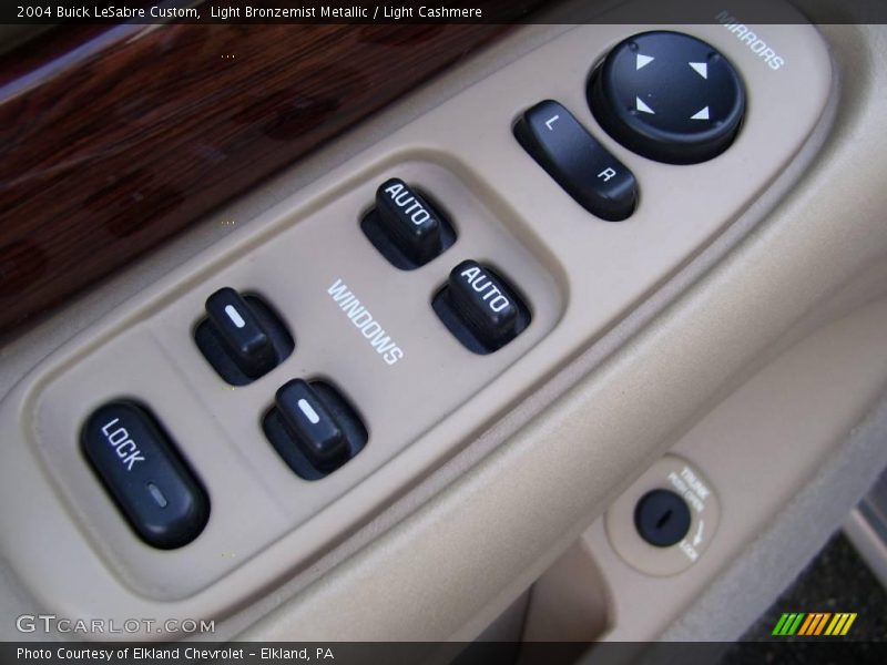 Light Bronzemist Metallic / Light Cashmere 2004 Buick LeSabre Custom