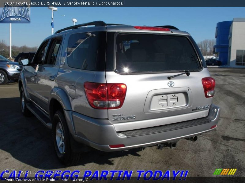 Silver Sky Metallic / Light Charcoal 2007 Toyota Sequoia SR5 4WD
