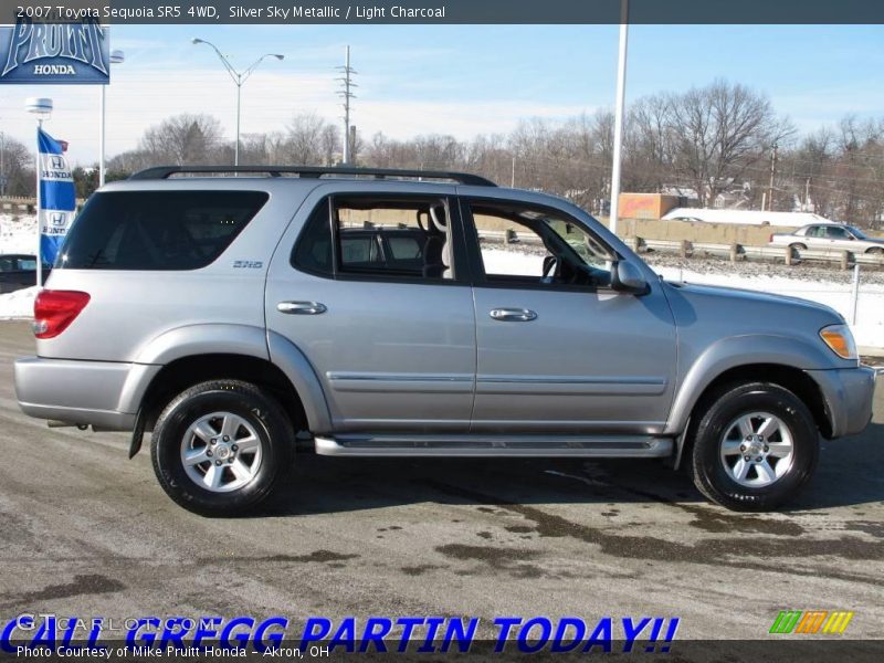 Silver Sky Metallic / Light Charcoal 2007 Toyota Sequoia SR5 4WD