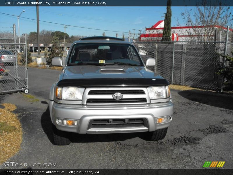 Millennium Silver Metallic / Gray 2000 Toyota 4Runner SR5