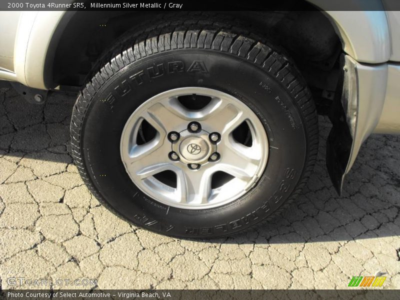 Millennium Silver Metallic / Gray 2000 Toyota 4Runner SR5