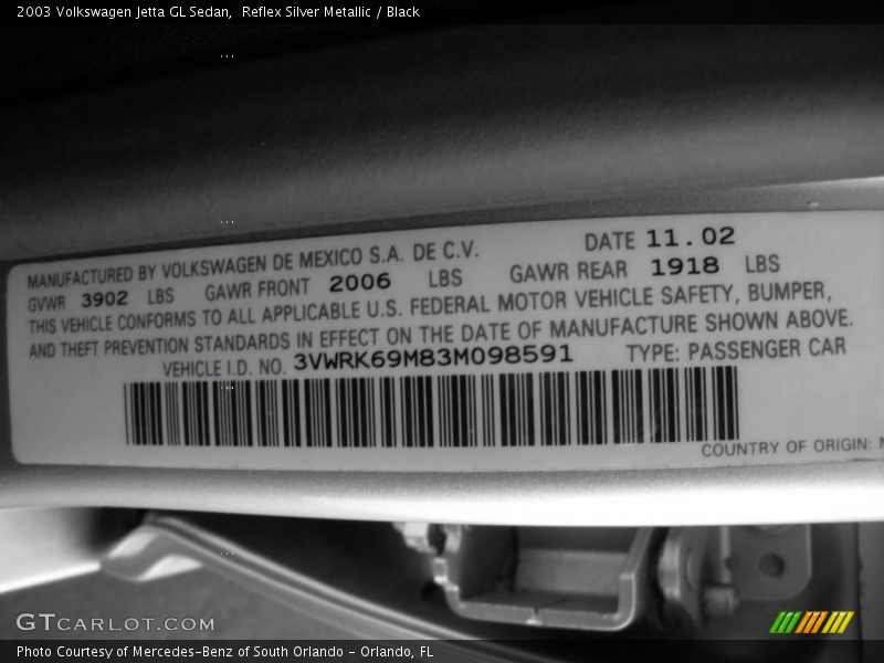 Reflex Silver Metallic / Black 2003 Volkswagen Jetta GL Sedan