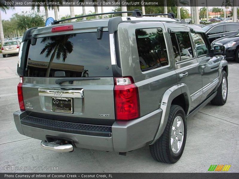 Mineral Gray Metallic / Dark Slate Gray/Light Graystone 2007 Jeep Commander Limited