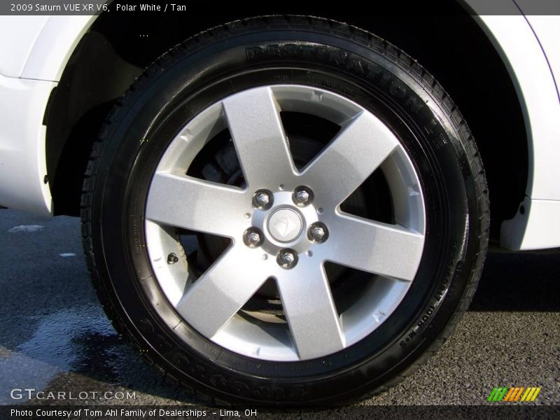 Polar White / Tan 2009 Saturn VUE XR V6