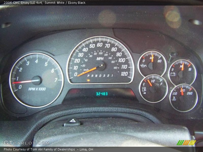 Summit White / Ebony Black 2006 GMC Envoy SLE 4x4