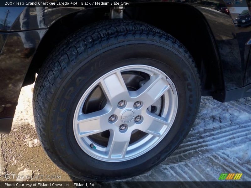 Black / Medium Slate Gray 2007 Jeep Grand Cherokee Laredo 4x4