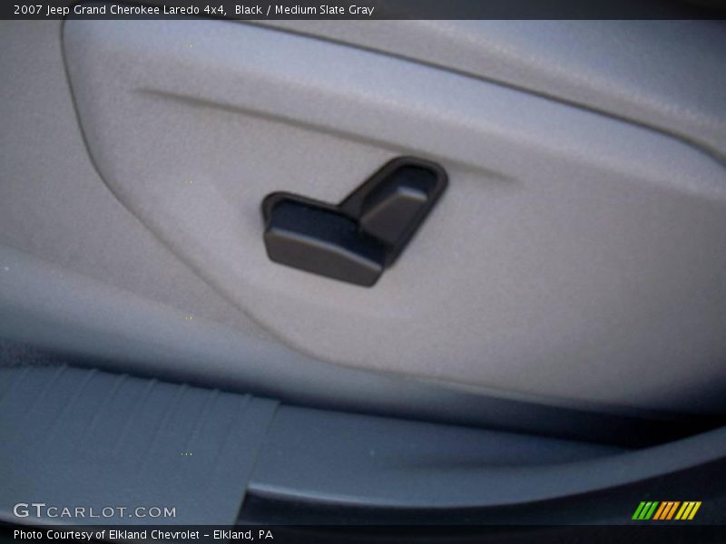 Black / Medium Slate Gray 2007 Jeep Grand Cherokee Laredo 4x4