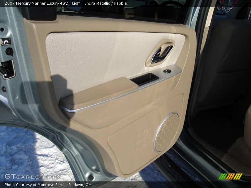Light Tundra Metallic / Pebble 2007 Mercury Mariner Luxury 4WD