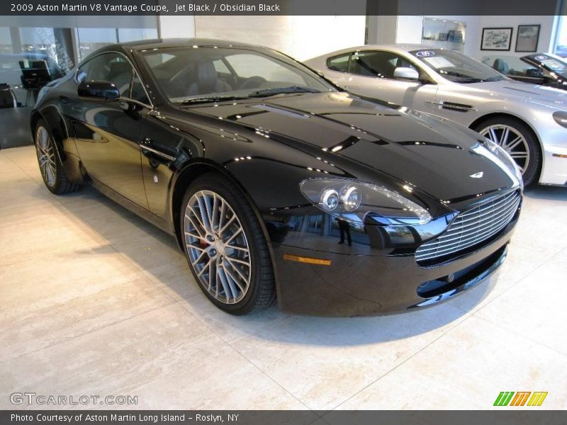 Jet Black / Obsidian Black 2009 Aston Martin V8 Vantage Coupe