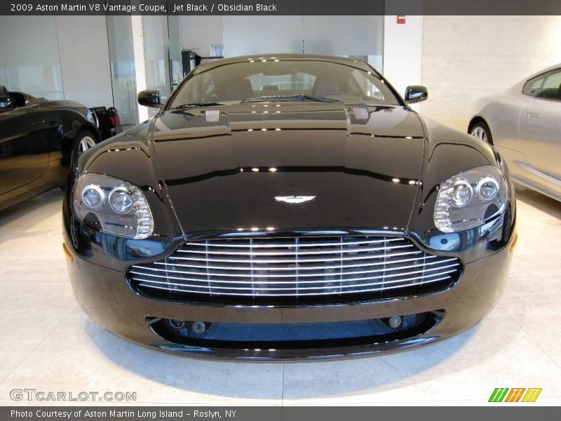 Jet Black / Obsidian Black 2009 Aston Martin V8 Vantage Coupe