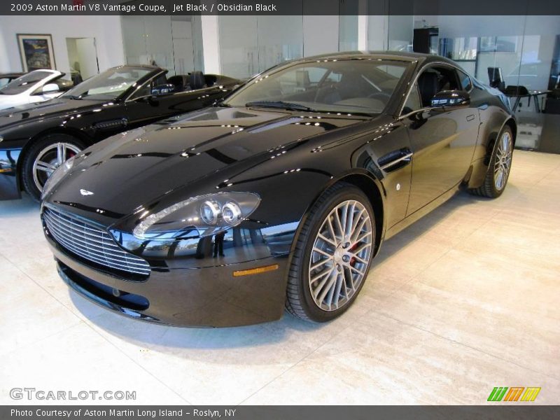 Jet Black / Obsidian Black 2009 Aston Martin V8 Vantage Coupe