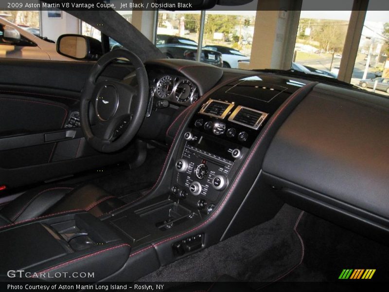 Jet Black / Obsidian Black 2009 Aston Martin V8 Vantage Coupe