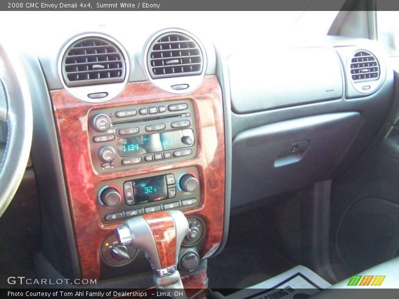 Summit White / Ebony 2008 GMC Envoy Denali 4x4