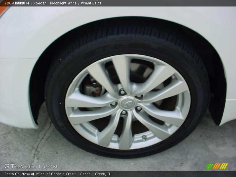 Moonlight White / Wheat Beige 2009 Infiniti M 35 Sedan