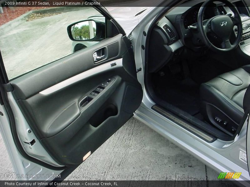 Liquid Platinum / Graphite 2009 Infiniti G 37 Sedan