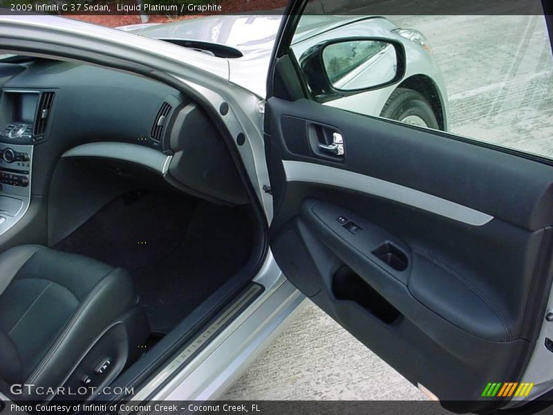 Liquid Platinum / Graphite 2009 Infiniti G 37 Sedan