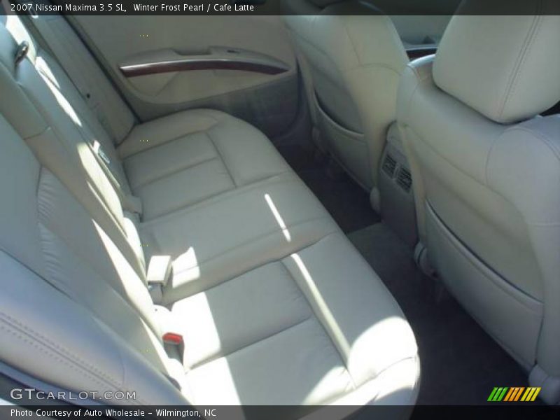 Winter Frost Pearl / Cafe Latte 2007 Nissan Maxima 3.5 SL