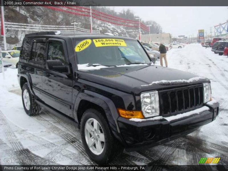 Black / Khaki 2006 Jeep Commander 4x4