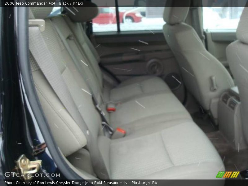 Black / Khaki 2006 Jeep Commander 4x4