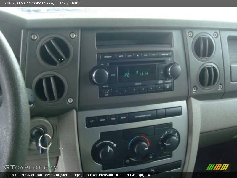 Black / Khaki 2006 Jeep Commander 4x4