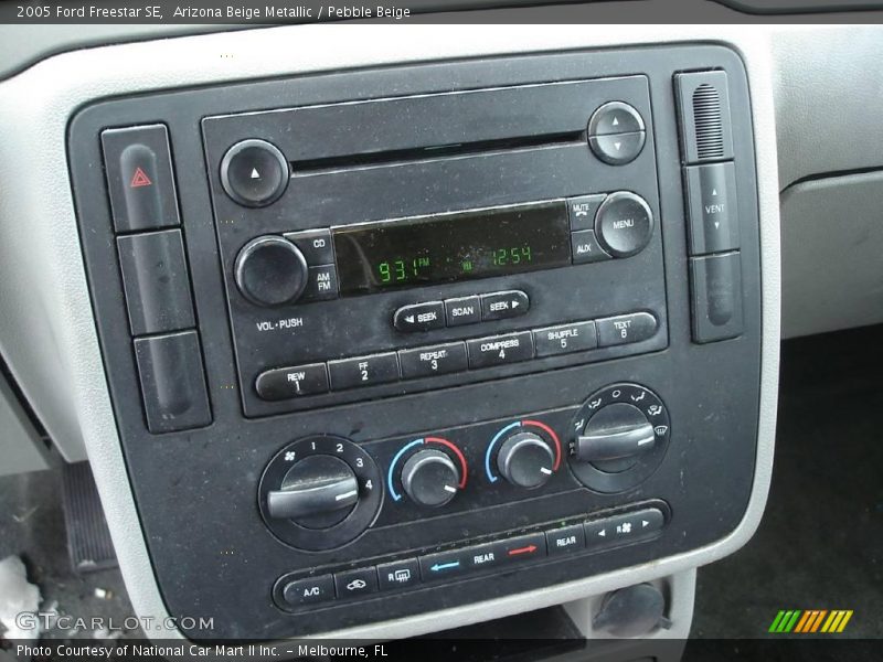 Arizona Beige Metallic / Pebble Beige 2005 Ford Freestar SE