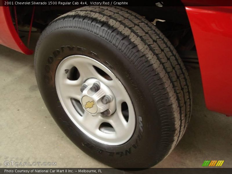 Victory Red / Graphite 2001 Chevrolet Silverado 1500 Regular Cab 4x4