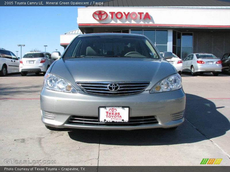 Mineral Green Opalescent / Taupe 2005 Toyota Camry LE