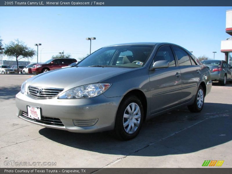 Mineral Green Opalescent / Taupe 2005 Toyota Camry LE