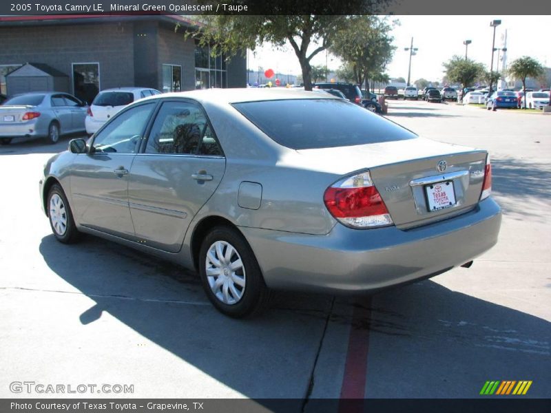 Mineral Green Opalescent / Taupe 2005 Toyota Camry LE