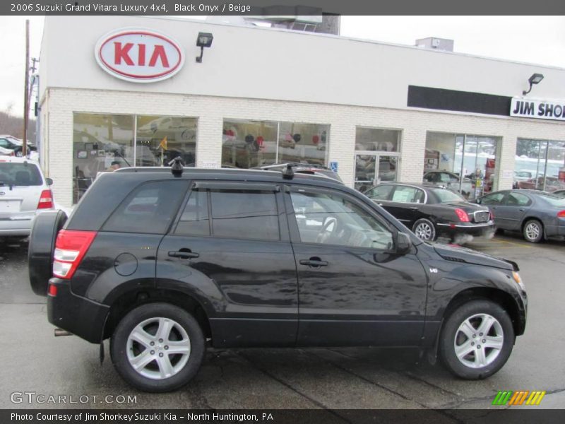 Black Onyx / Beige 2006 Suzuki Grand Vitara Luxury 4x4