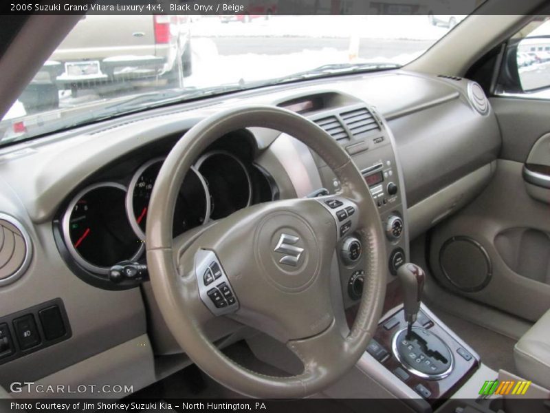 Black Onyx / Beige 2006 Suzuki Grand Vitara Luxury 4x4